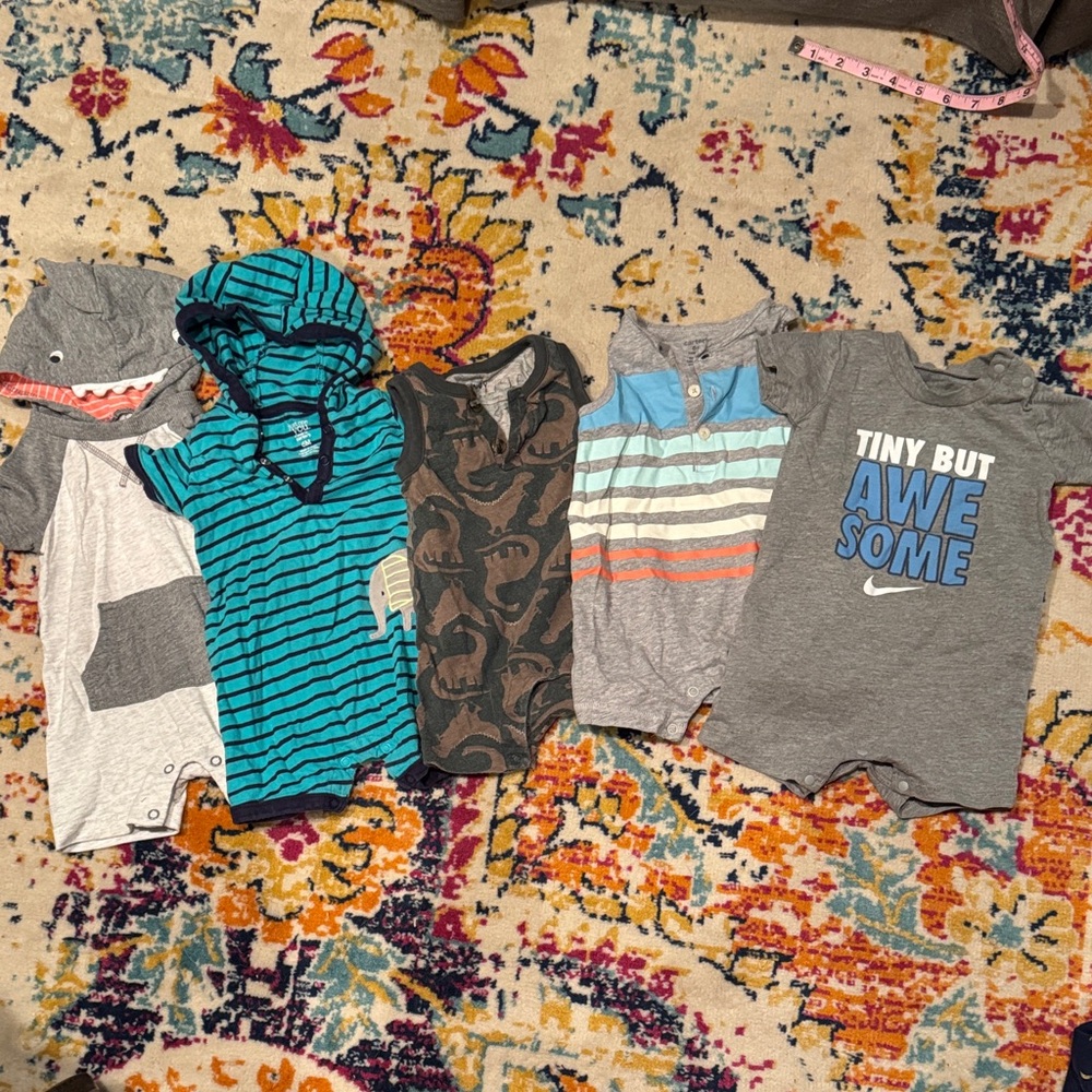 Kids Graphic and Striped Shirts Set